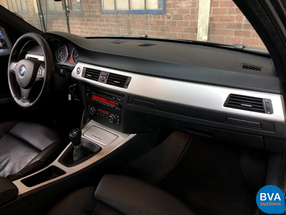 BMW 330i M-Sport Limousine Schaltgetriebe! 272 PS 3er Serie 2007, H-034-JZ.