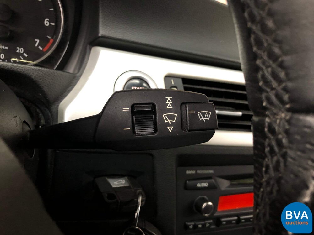 BMW 330i M-Sport Limousine Schaltgetriebe! 272 PS 3er Serie 2007, H-034-JZ.