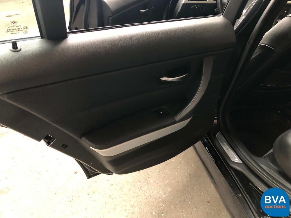 BMW 330i M-Sport Limousine Schaltgetriebe! 272 PS 3er Serie 2007, H-034-JZ.