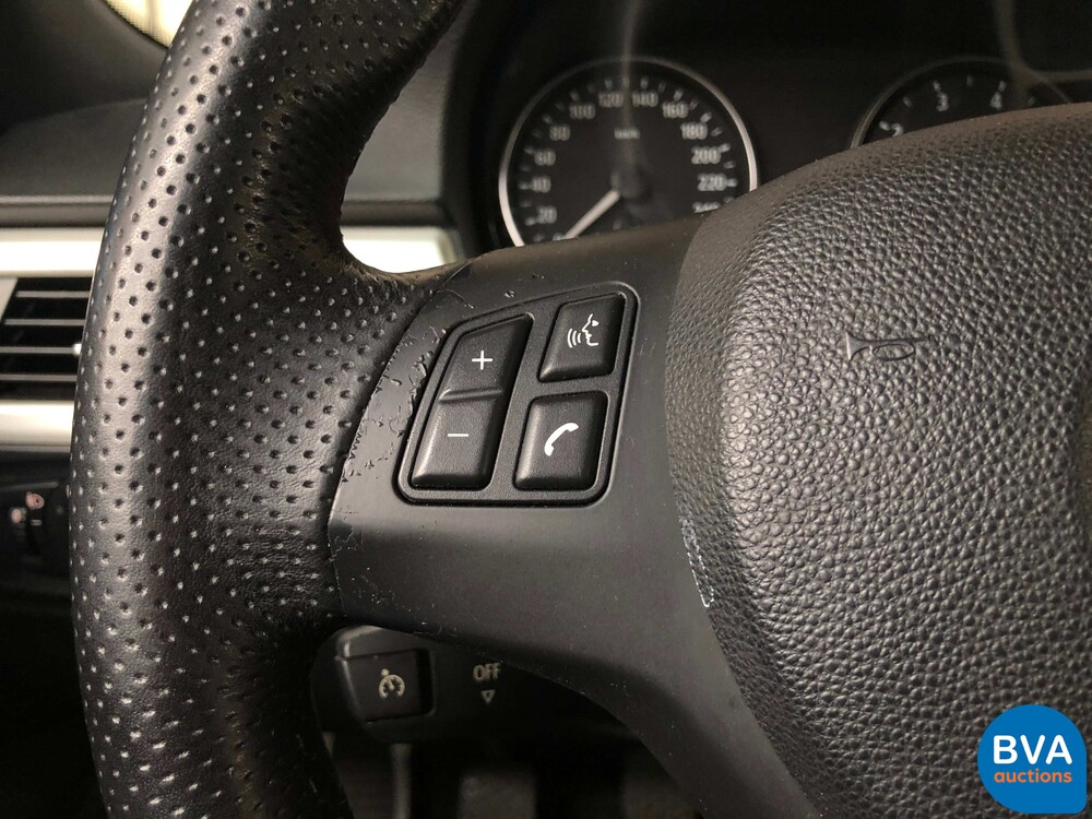 BMW 330i M-Sport Limousine Schaltgetriebe! 272 PS 3er Serie 2007, H-034-JZ.