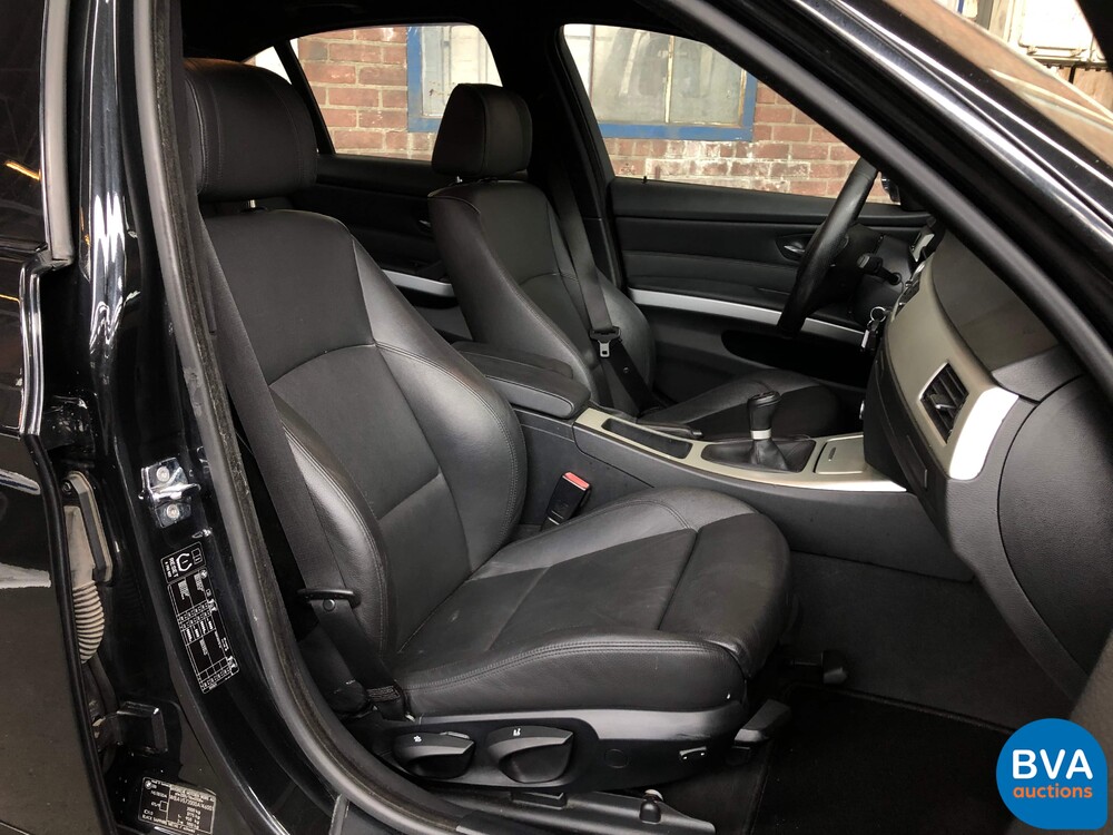 BMW 330i M-Sport Limousine Schaltgetriebe! 272 PS 3er Serie 2007, H-034-JZ.