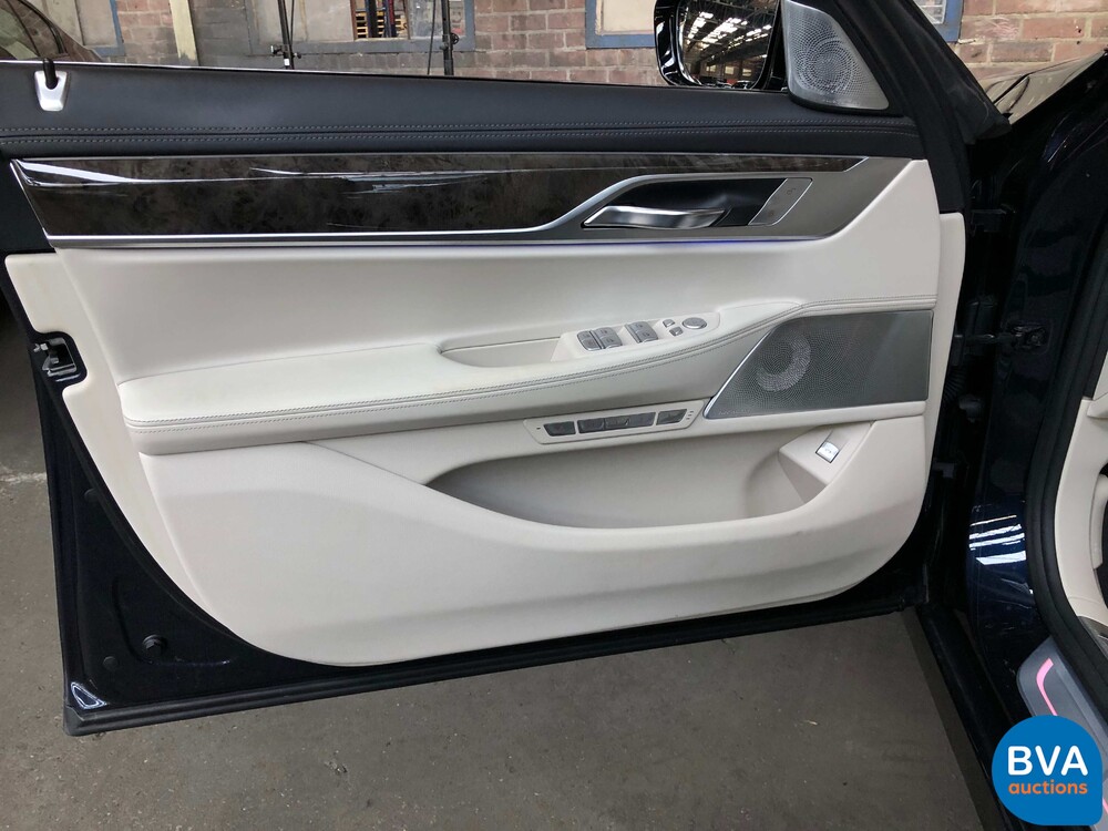 BMW 750Li xDrive M-Sport LANG 449 PS M-Paket 2016-MY, HK-625-K.