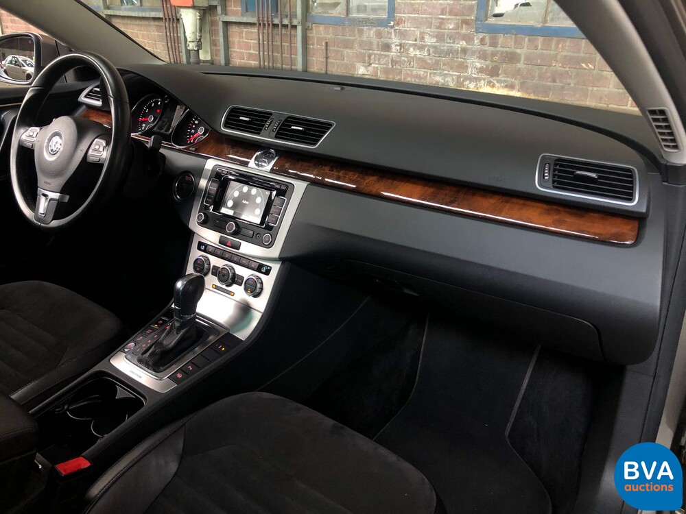 Volkswagen Passat 3.6 V6 4Motion Highline 299 PS 2012 R36, KF-490-R.