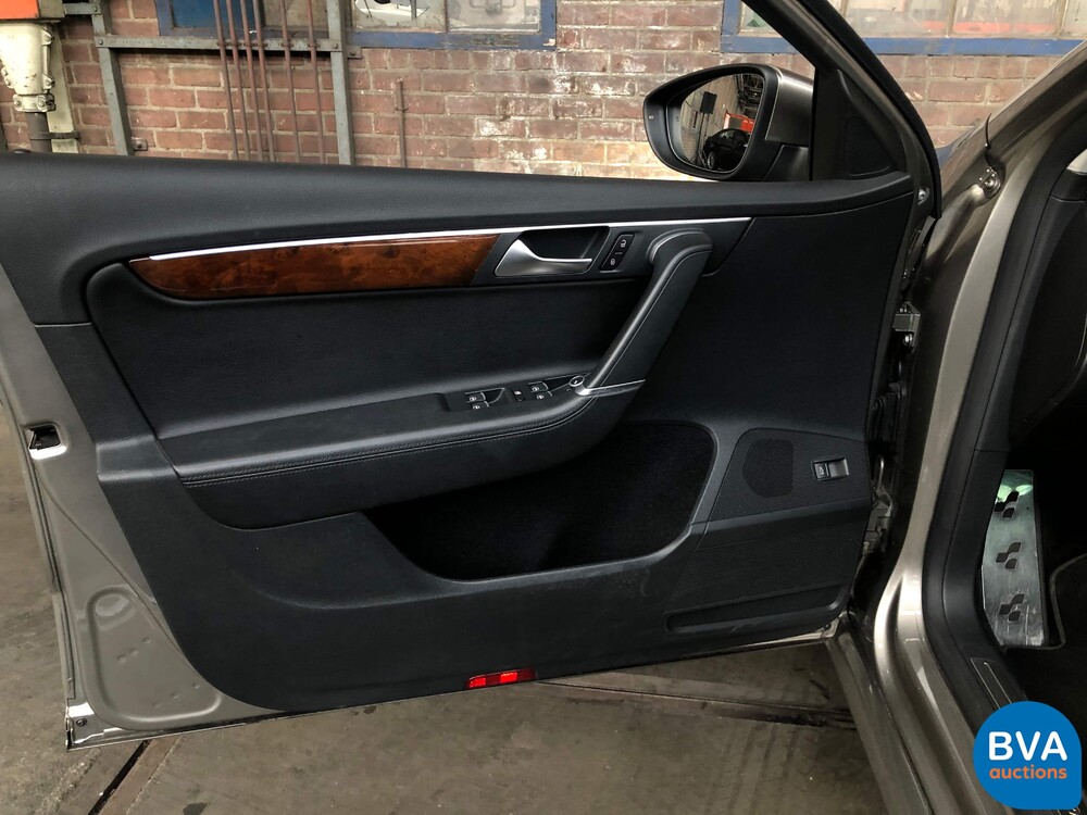 Volkswagen Passat 3.6 V6 4Motion Highline 299 PS 2012 R36, KF-490-R.