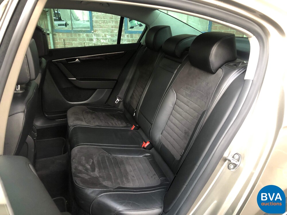 Volkswagen Passat 3.6 V6 4Motion Highline 299 PS 2012 R36, KF-490-R.