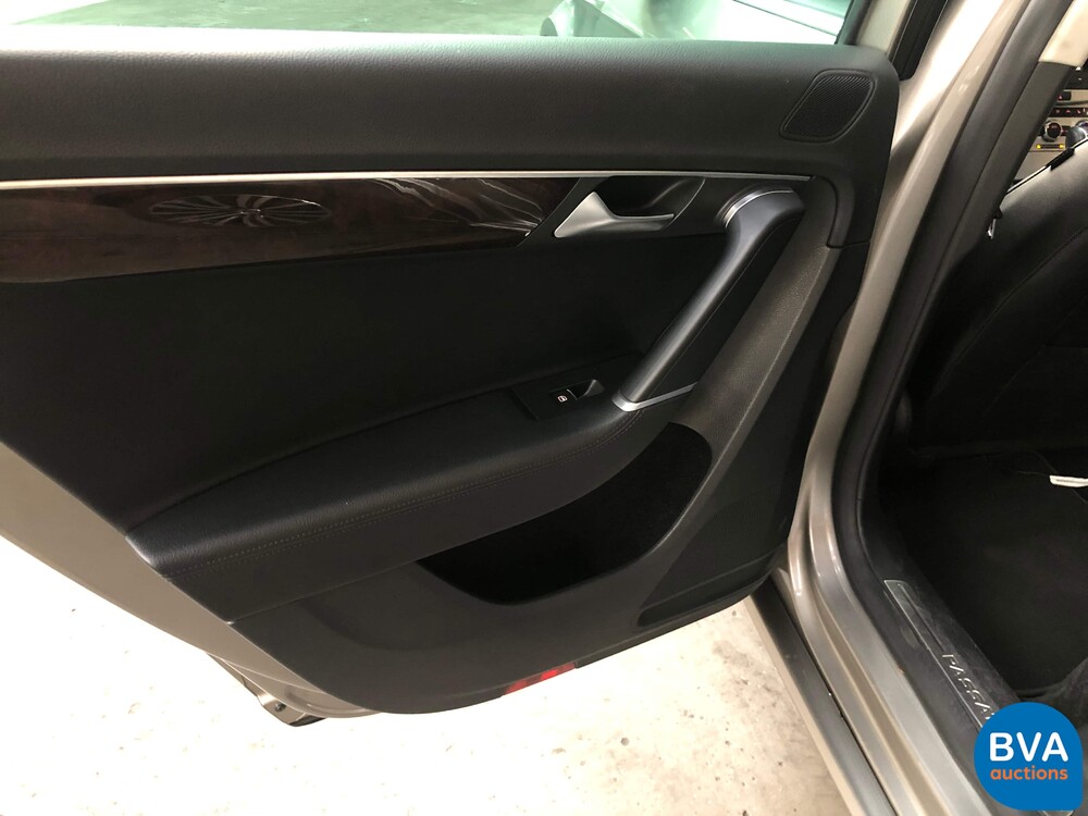 Volkswagen Passat 3.6 V6 4Motion Highline 299 PS 2012 R36, KF-490-R.