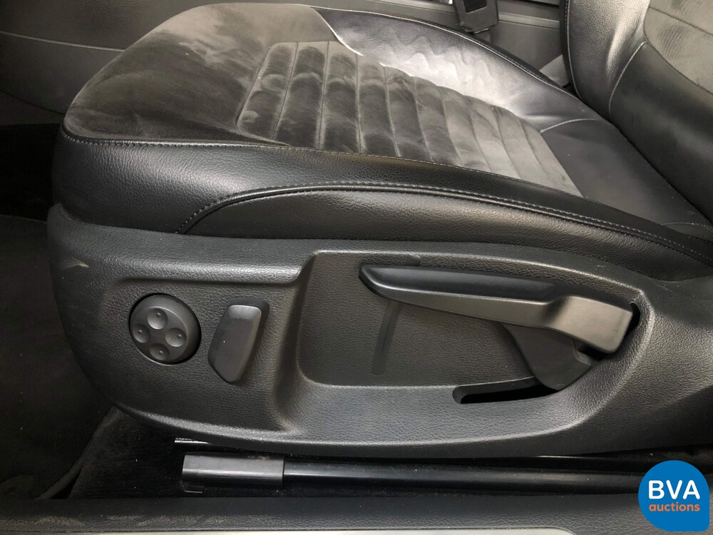 Volkswagen Passat 3.6 V6 4Motion Highline 299 PS 2012 R36, KF-490-R.