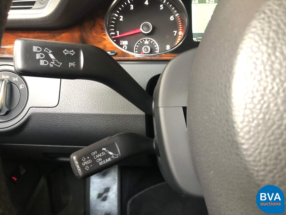 Volkswagen Passat 3.6 V6 4Motion Highline 299 PS 2012 R36, KF-490-R.