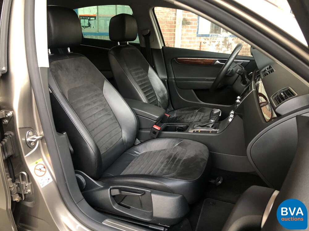 Volkswagen Passat 3.6 V6 4Motion Highline 299 PS 2012 R36, KF-490-R.