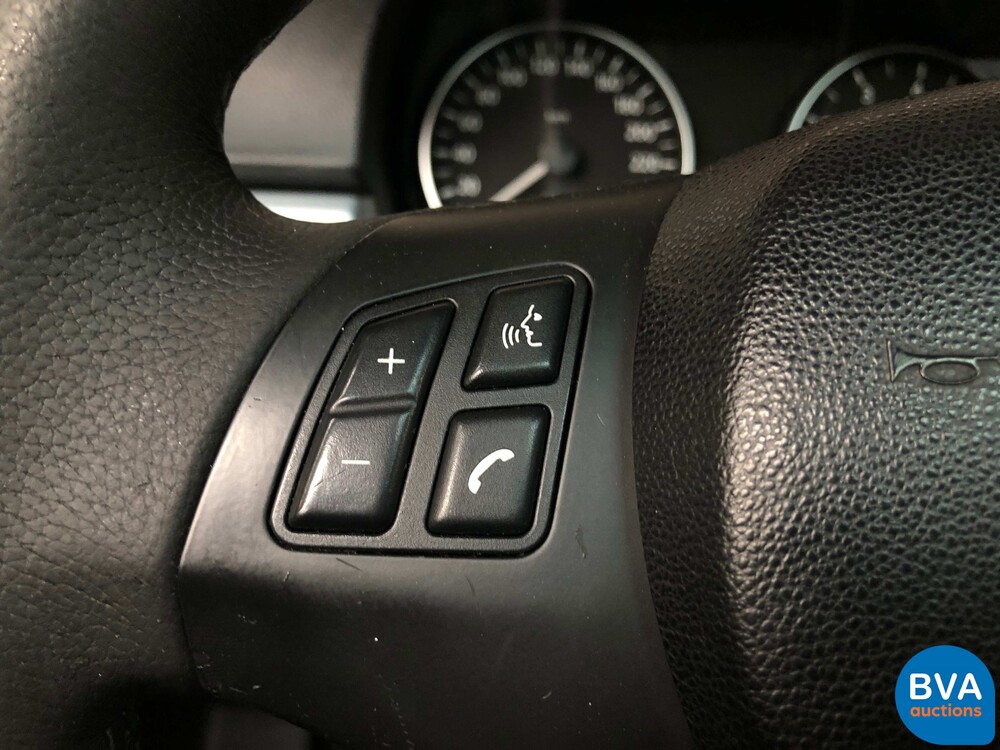 BMW 325i Touring 218 PS Schaltgetriebe! 3 Series 2005, J-599-LP.