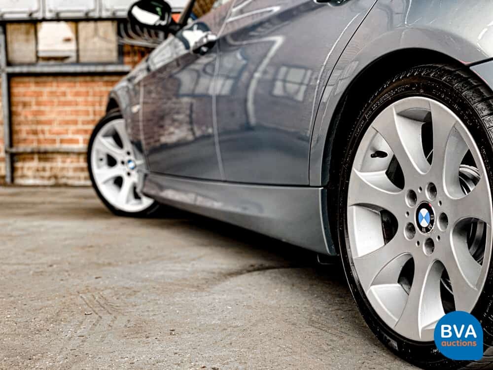 BMW 325i Touring 218 PS Schaltgetriebe! 3 Series 2005, J-599-LP.