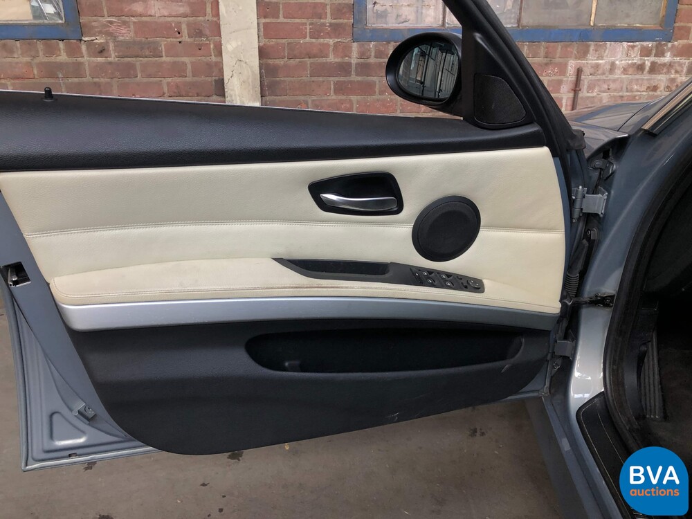 BMW 325i Touring 218 PS Schaltgetriebe! 3 Series 2005, J-599-LP.