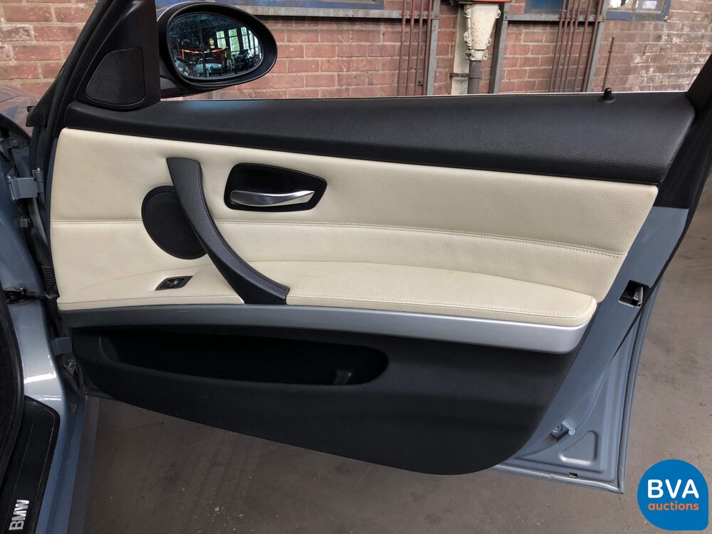 BMW 325i Touring 218 PS Schaltgetriebe! 3 Series 2005, J-599-LP.