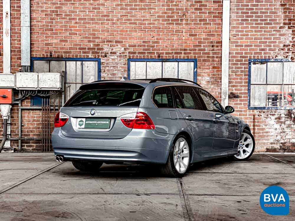 BMW 325i Touring 218 PS Schaltgetriebe! 3 Series 2005, J-599-LP.