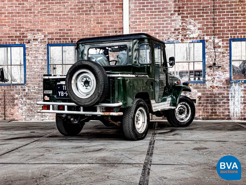 Toyota Land Cruiser FJ40 V Pick-Up 1975, 11-YB-95.