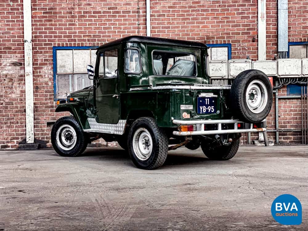Toyota Land Cruiser FJ40 V Pick-Up 1975, 11-YB-95.
