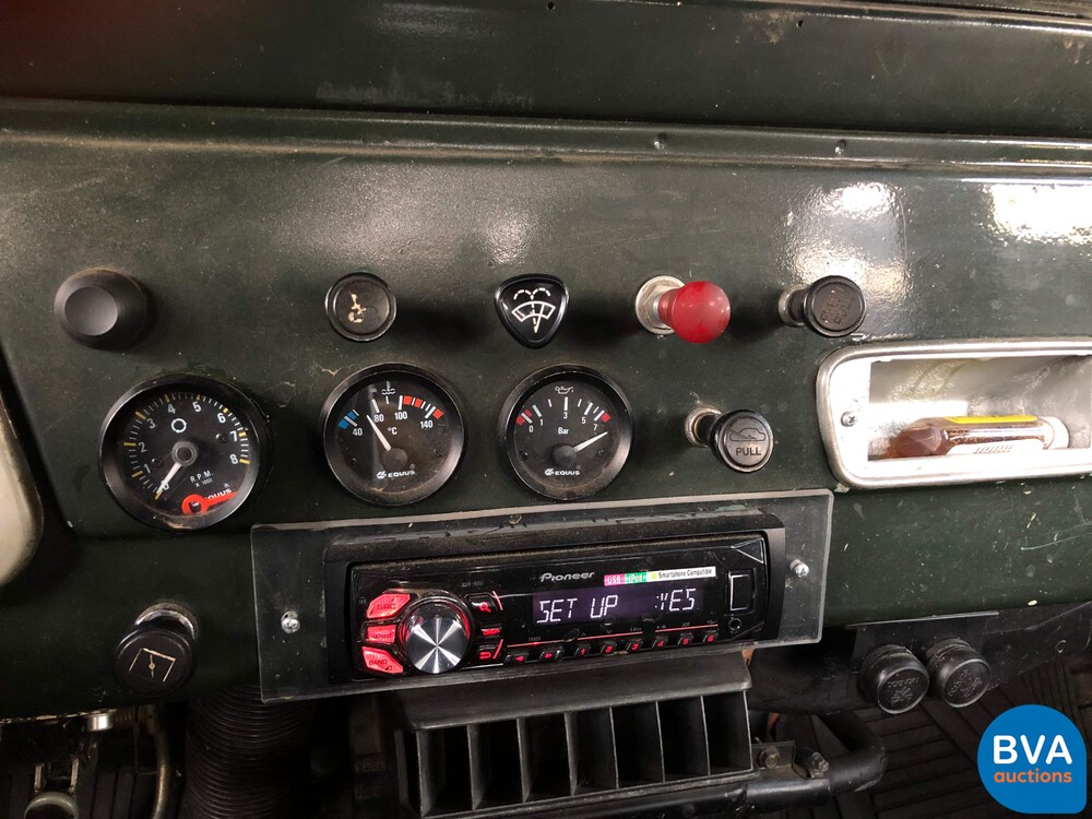 Toyota Land Cruiser FJ40 V Pick-Up 1975, 11-YB-95.