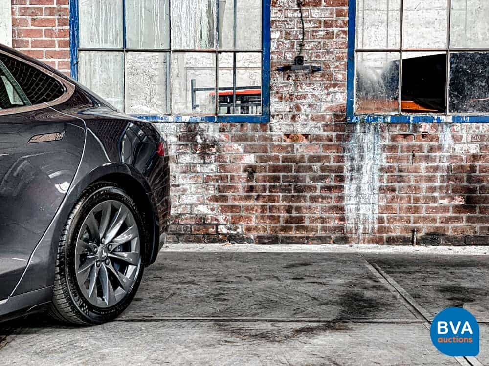 Tesla Model S 100D 422 PS 2018 -Org. NL-, SX-929-J.