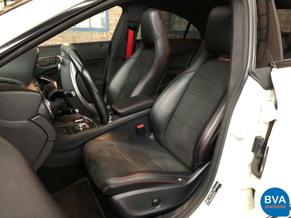 Mercedes-Benz CLA45 AMG 4Matic-Ausgabe 1 - 360 PS 2014, XS-495-S.