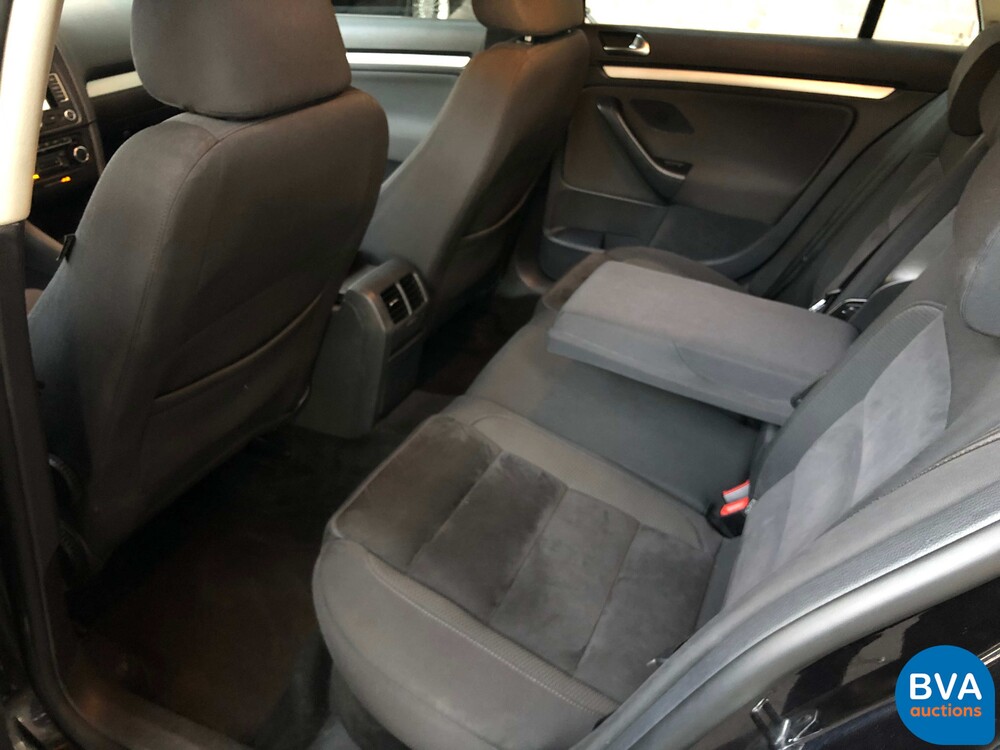 Volkswagen GOLF Variante 1.2 TSI Highline H6, 37-RRF-3.