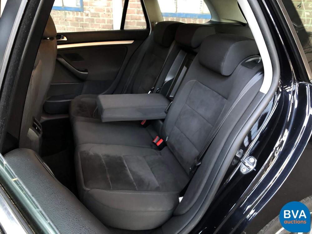 Volkswagen GOLF Variante 1.2 TSI Highline H6, 37-RRF-3.