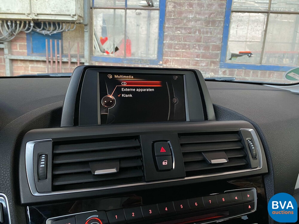 BMW 1er Serie 118i 136 PS 5-Drs. 2017, K-869-TJ.