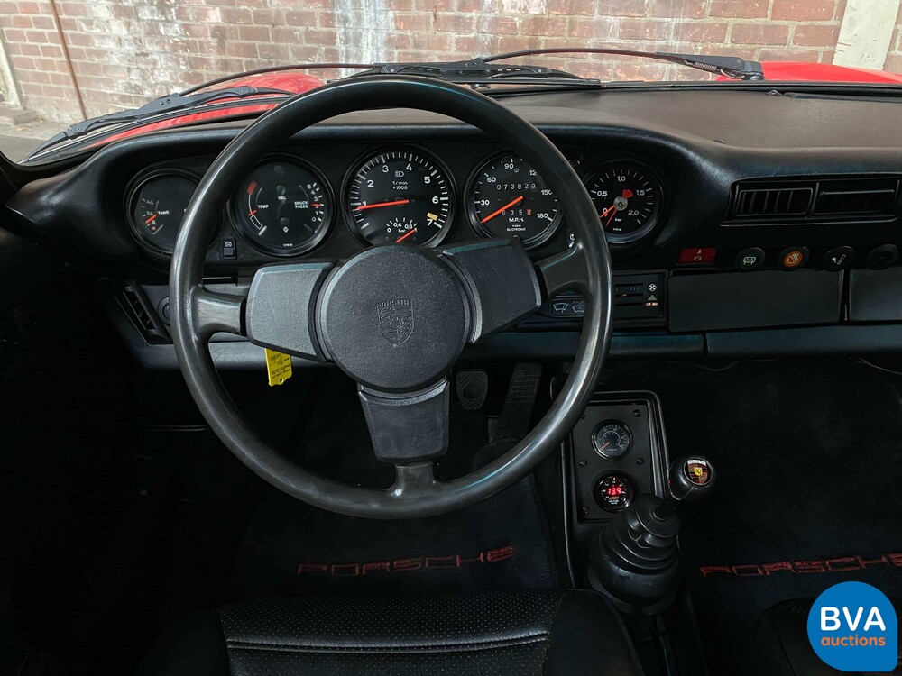 Porsche 911 3.3 Turbo Coupé 930 301 PS, G-065-BZ.