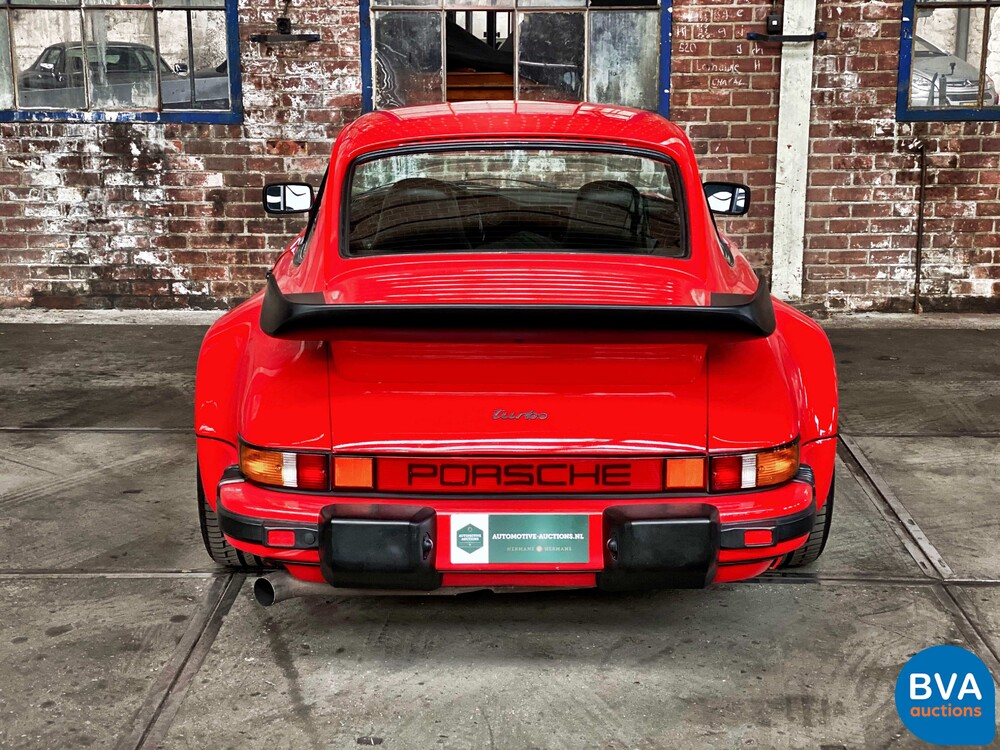 Porsche 911 3.3 Turbo Coupé 930 301 PS, G-065-BZ.