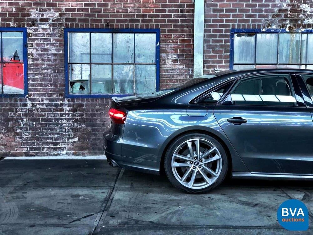 Audi S8 PLUS 4.0 TFSI plus Quattro 605 PS 2016 Keramik-Facelift.