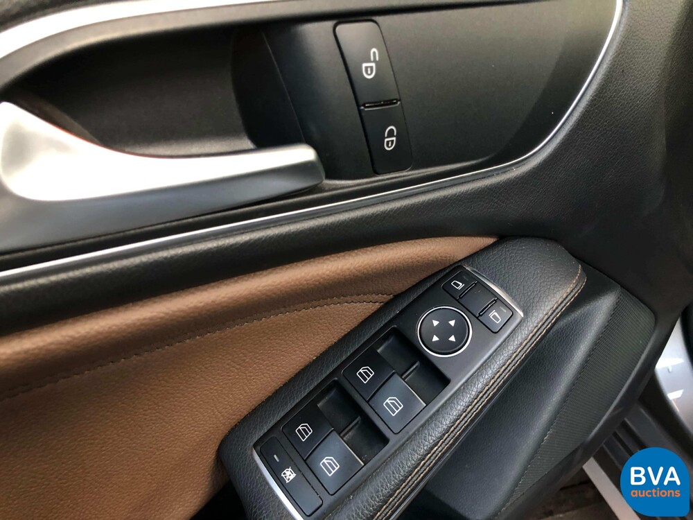 Mercedes-Benz CLA45 AMG Schießbremse 4Matic 380 PS 2015.