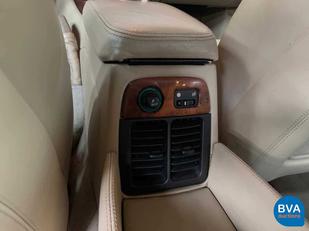 Daimler Super V8 4.0L 363 PS 2001 -Org. NL-, 82-GS-NJ.