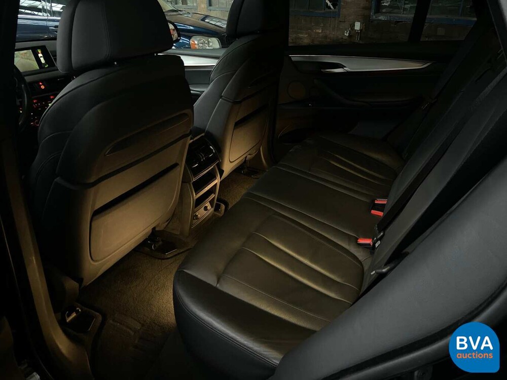 BMW X5 M50d xDrive 381 PS - Original NL - 2014, 2-TNN-62.