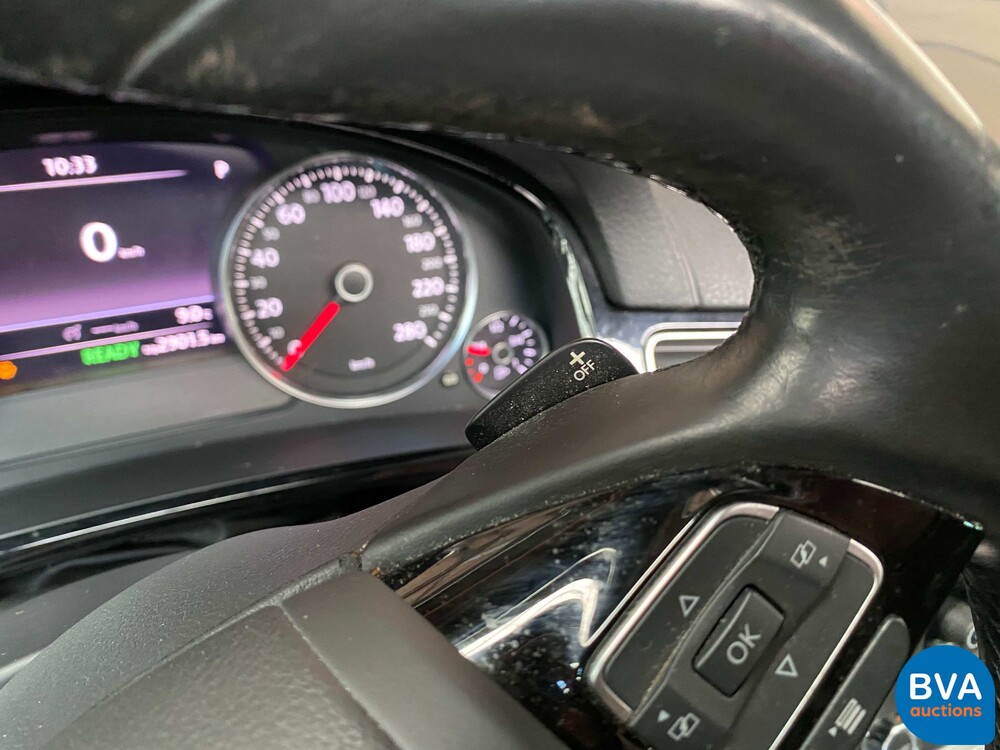 Volkswagen Touareg 3.0 TSI Hybrid Highline 4Motion 333 PS, 38-RBF-2.