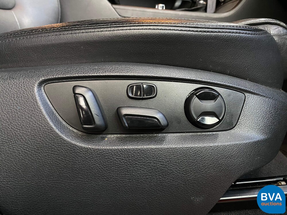 Volkswagen Touareg 3.0 TSI Hybrid Highline 4Motion 333 PS, 38-RBF-2.