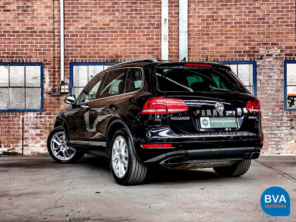 Volkswagen Touareg 3.0 TSI Hybrid Highline 4Motion 333 PS, 38-RBF-2.