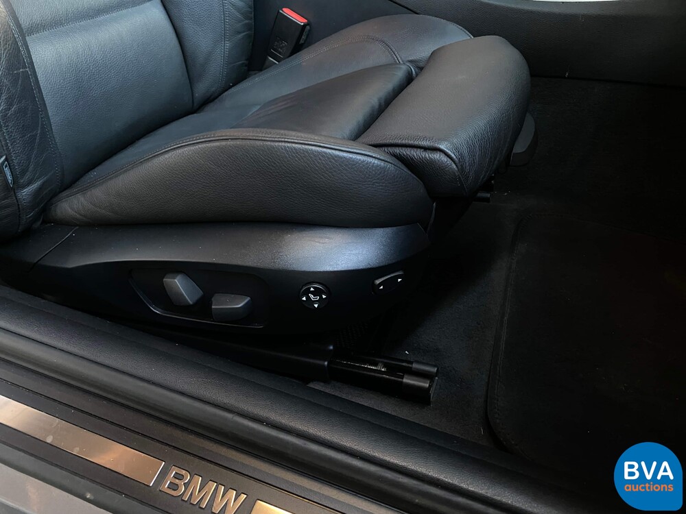 BMW 335i Coupé Executive 451 PS 3er, XX-928-S.