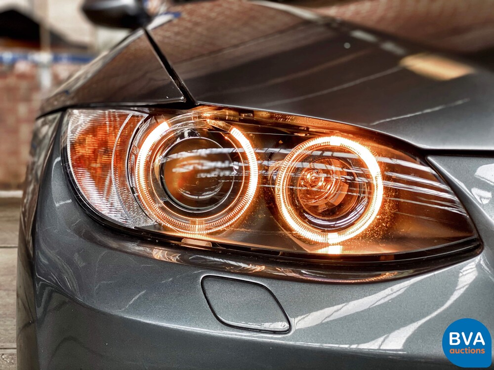 BMW 335i Coupé Executive 451 PS 3er, XX-928-S.