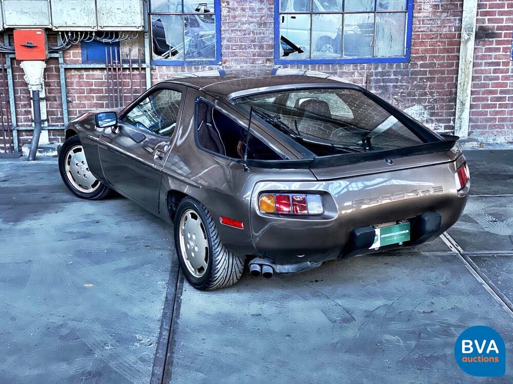 Porsche 928 5.0 V8 1984.
