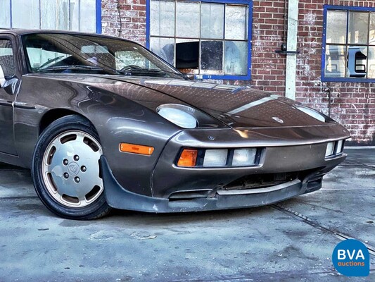 Porsche 928 5.0 V8 1984.