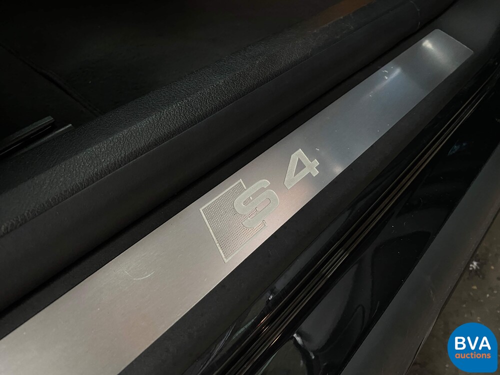 Audi S4 Avant 4.2 V8 Quattro Pro Line Station 344 PS 2004 -Youngtimer-.