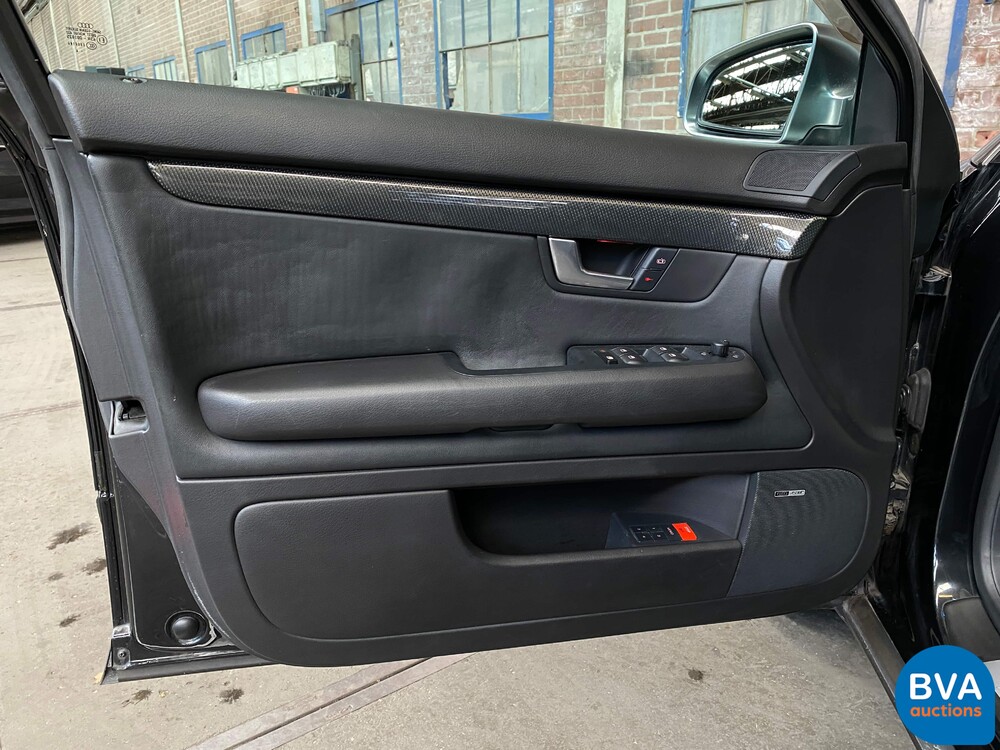 Audi S4 Avant 4.2 V8 Quattro Pro Line Station 344 PS 2004 -Youngtimer-.