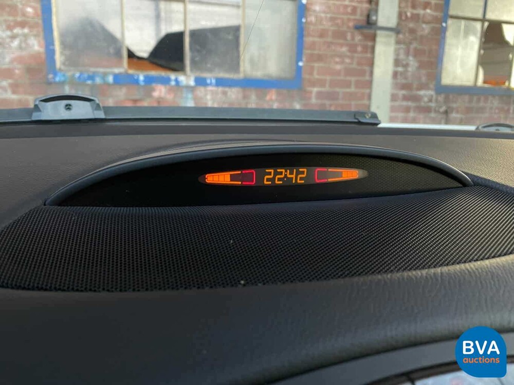 Mercedes-Benz SL350 AMG 3.5 V6 315 PS SL-Klasse 2011.