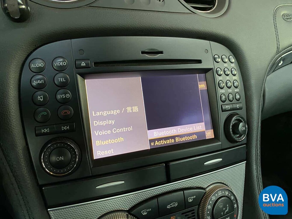 Mercedes-Benz SL350 AMG 3.5 V6 315 PS SL-Klasse 2011.