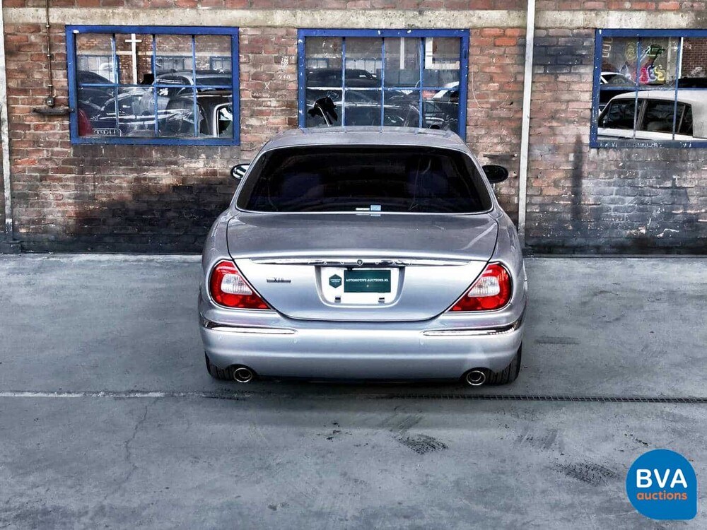 Jaguar XJ8 4.2 V8 300 PS 2003 -Youngtimer-.