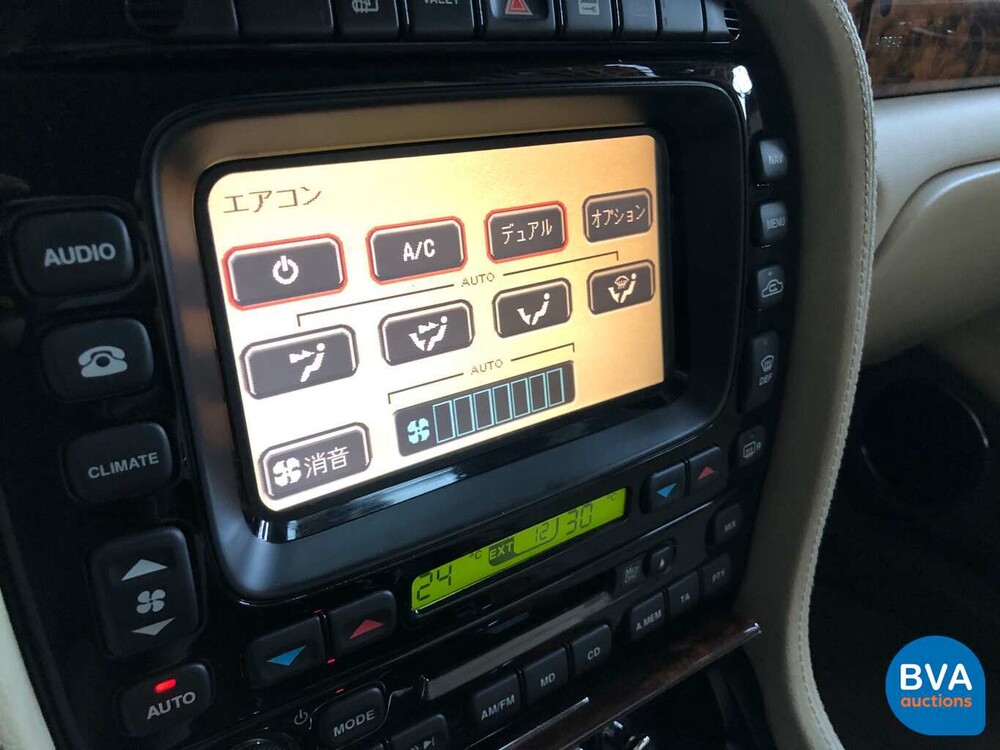 Jaguar XJ8 4.2 V8 300 PS 2003 -Youngtimer-.