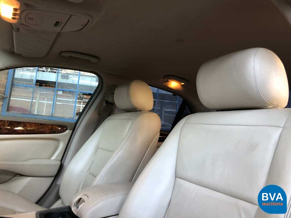 Jaguar XJ8 4.2 V8 300 PS 2003 -Youngtimer-.