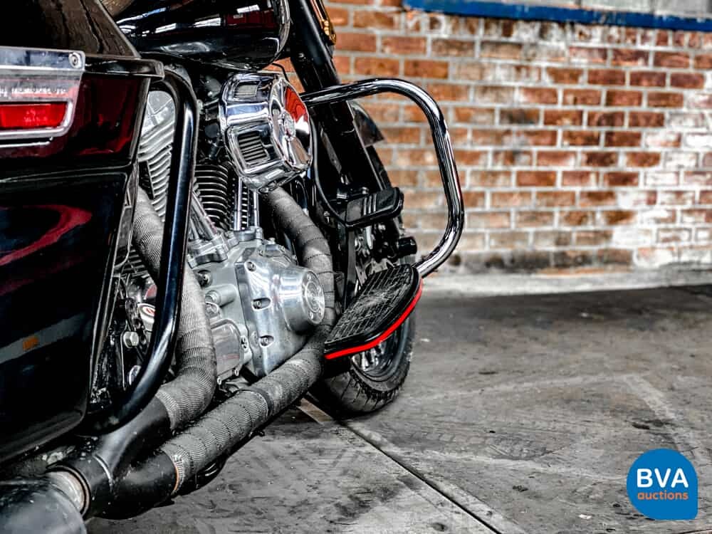 Harley Davidson FLHTI Electra Glide Standard.