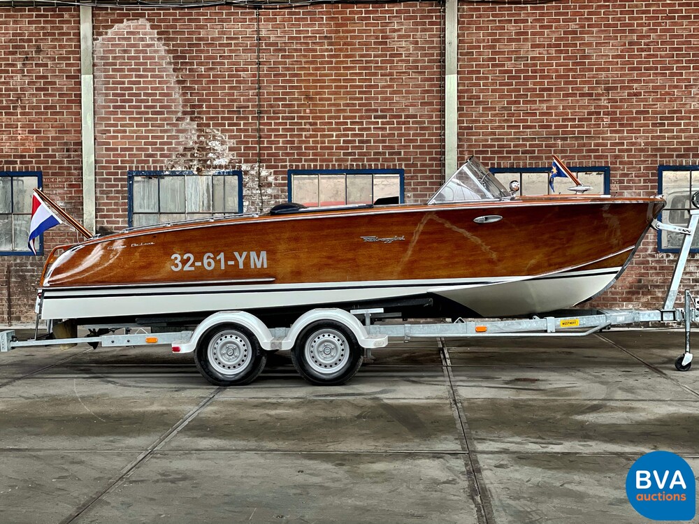 Pedrazzini Capri De Luxe V8 275hp Classic wooden Speedboat 1963 (RIVA, BOESCH).