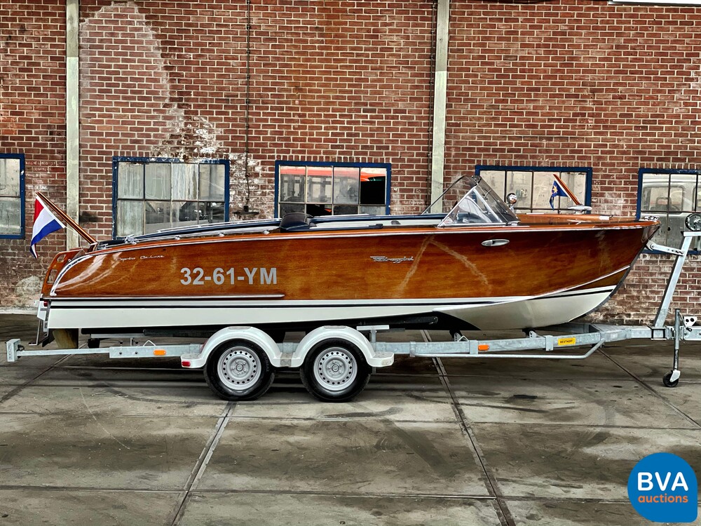 Pedrazzini Capri De Luxe V8 275hp Classic wooden Speedboat 1963 (RIVA, BOESCH).