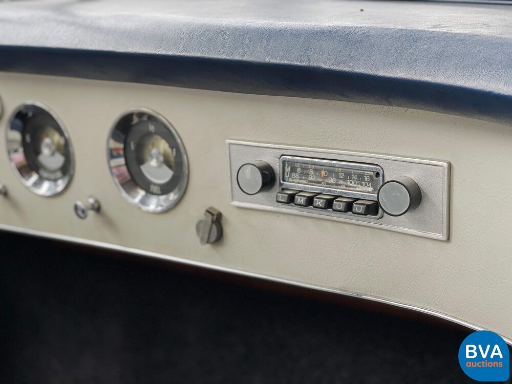 Pedrazzini Capri De Luxe V8 275hp Classic wooden Speedboat 1963 (RIVA, BOESCH).